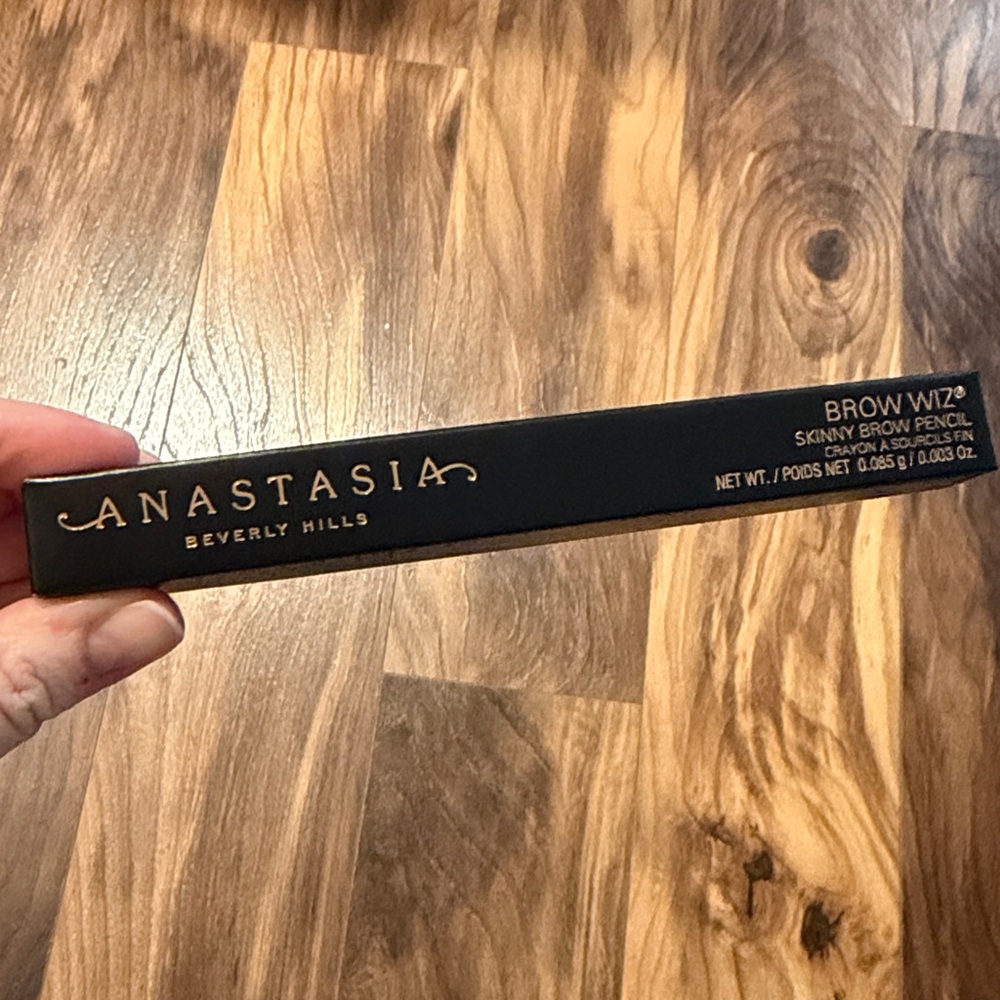 Anastasia Beverly Hills Brow Wiz Eyebrow Pencil - soft Brown - Picture 5 of 6